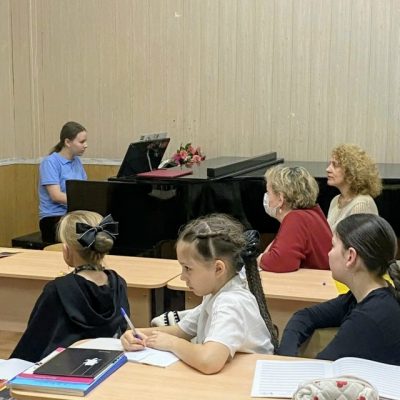 Открытый урок по музыкальной литературе